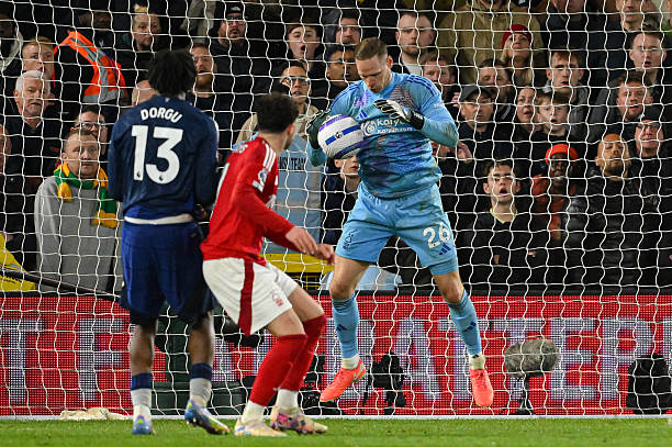 通过持续的 通过持续的